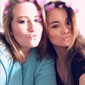 Meet your Posher, Hannah